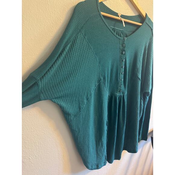 Free People oversized green top - Picture 5 of 6